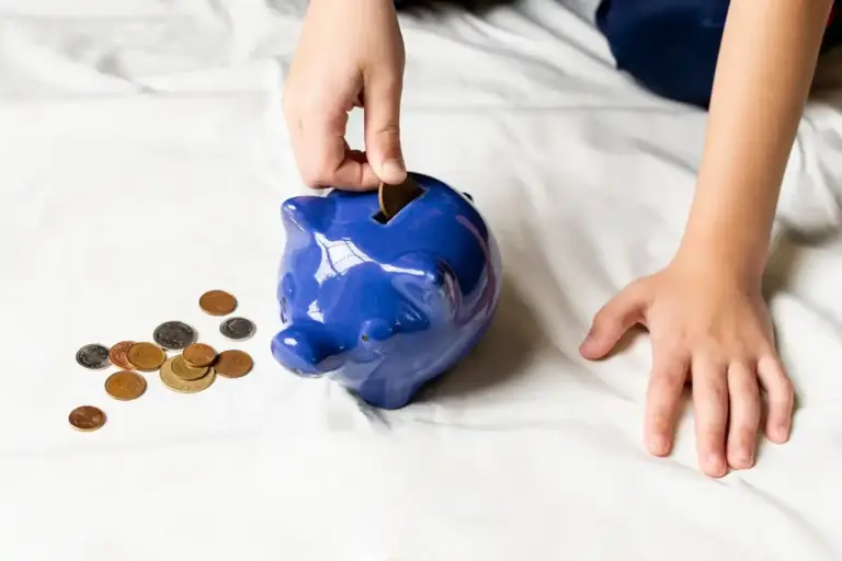 financial mistakes saving money Netherlands