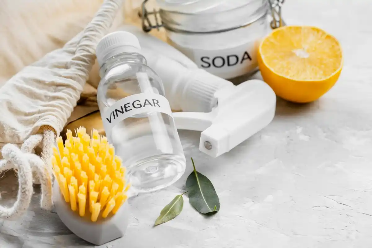 cleaning stain removal baking soda lemon