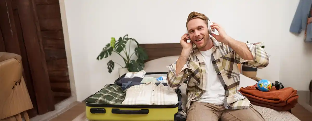 dutch traveler vacation stress relaxed packing checklist