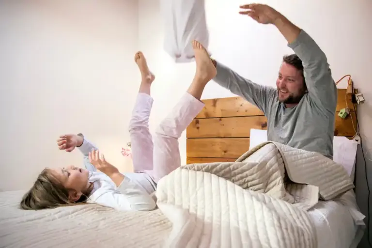 happy family morning routine Netherlands