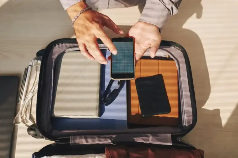 smart suitcase packing travel tips