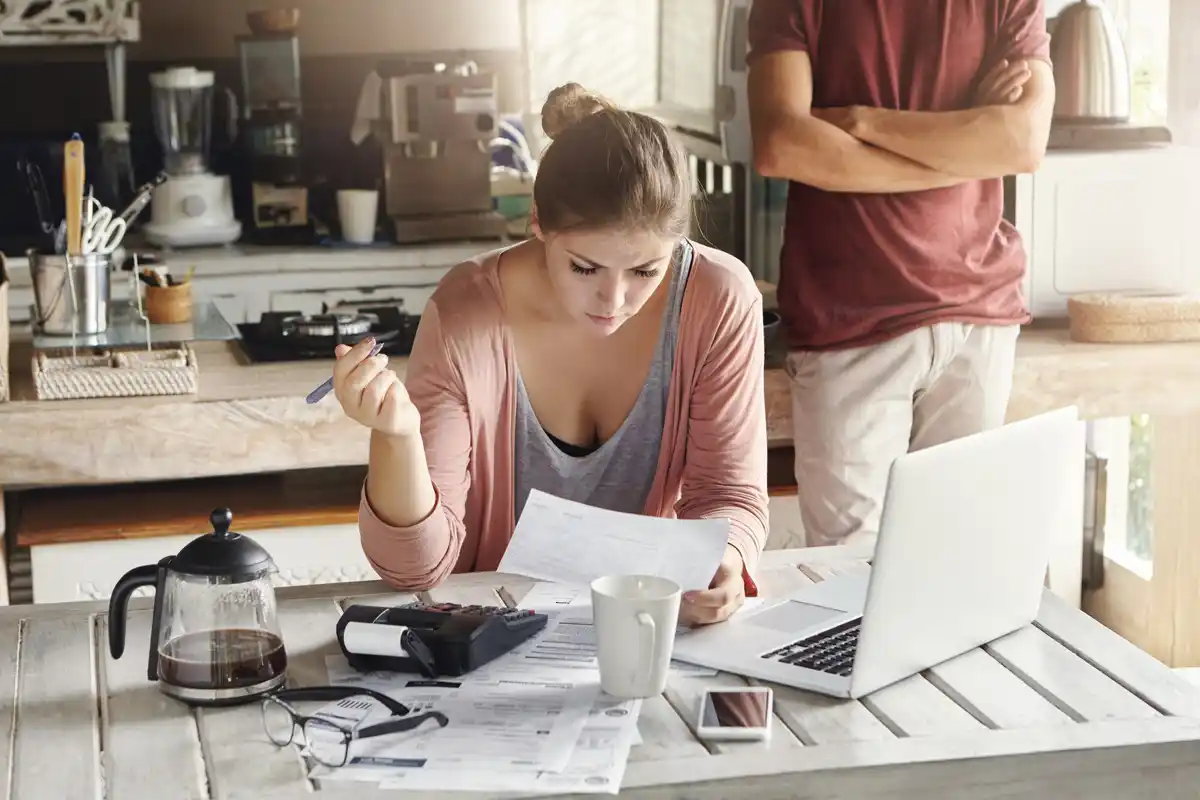 personal finance mistakes Netherlands avoiding money waste