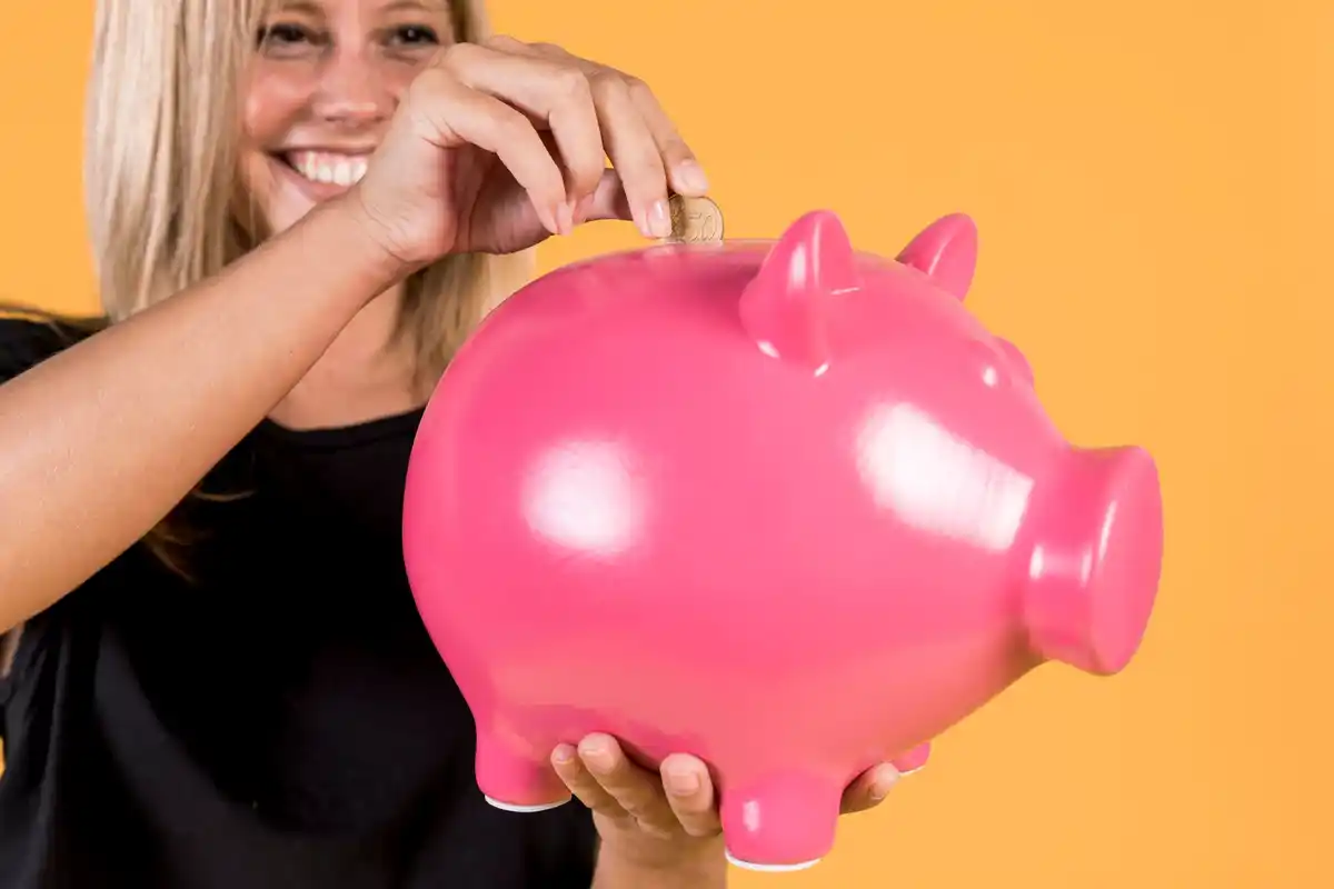 Dutch personal finance tips money saving hacks