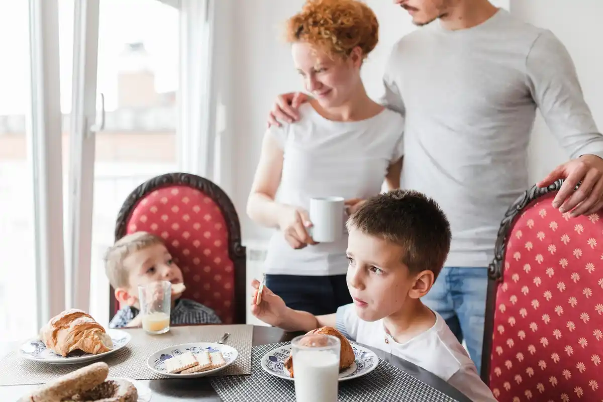 family morning routine peaceful breakfast holland