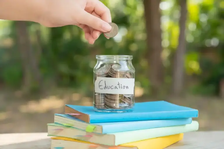 simple money saving tips everyday life