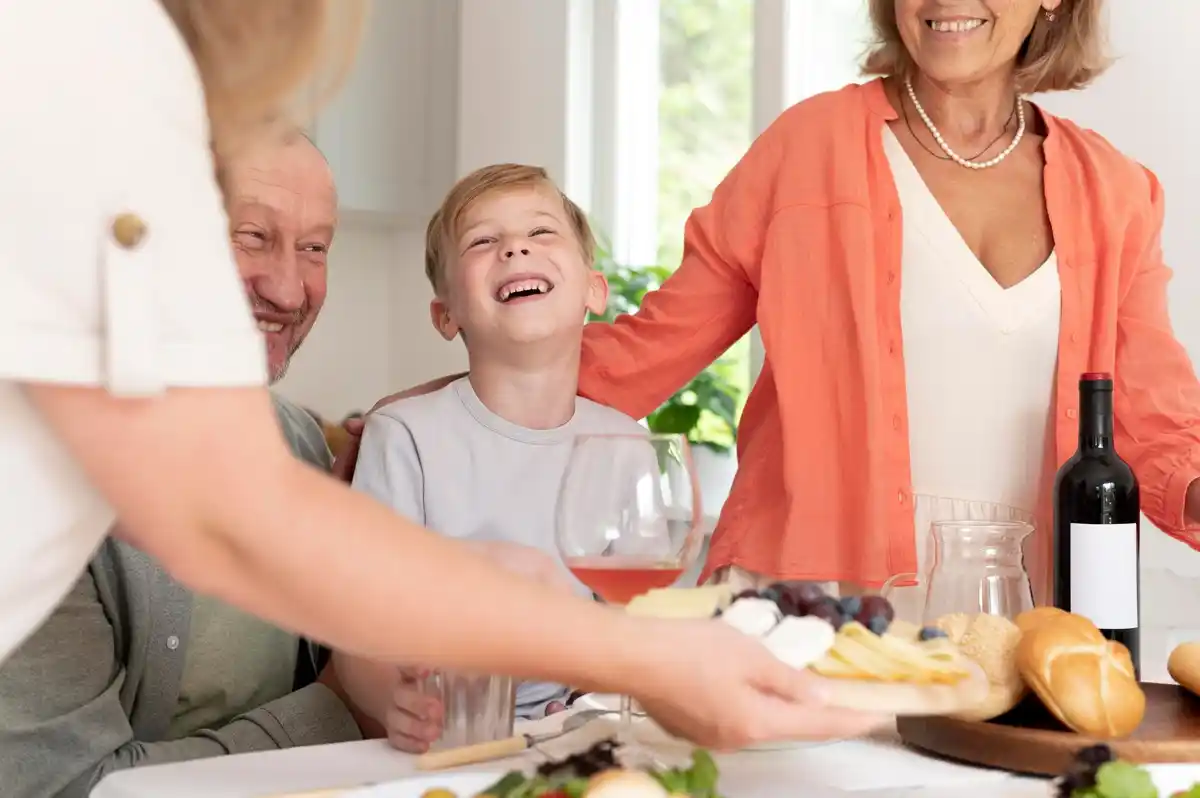 happy family daily routines Netherlands