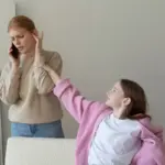 siblings arguing resolving conflict