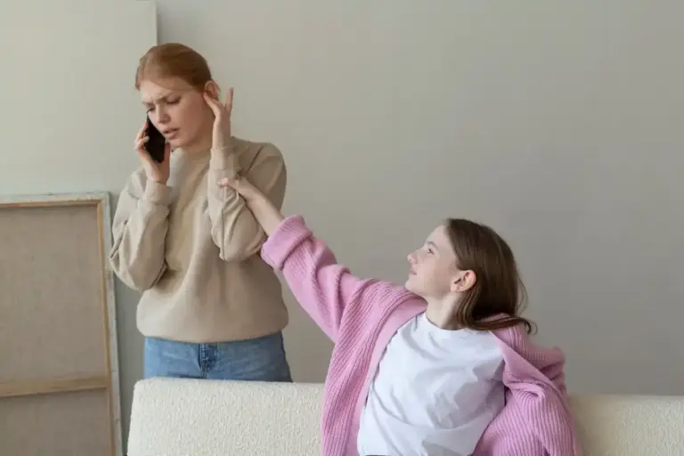 siblings arguing resolving conflict