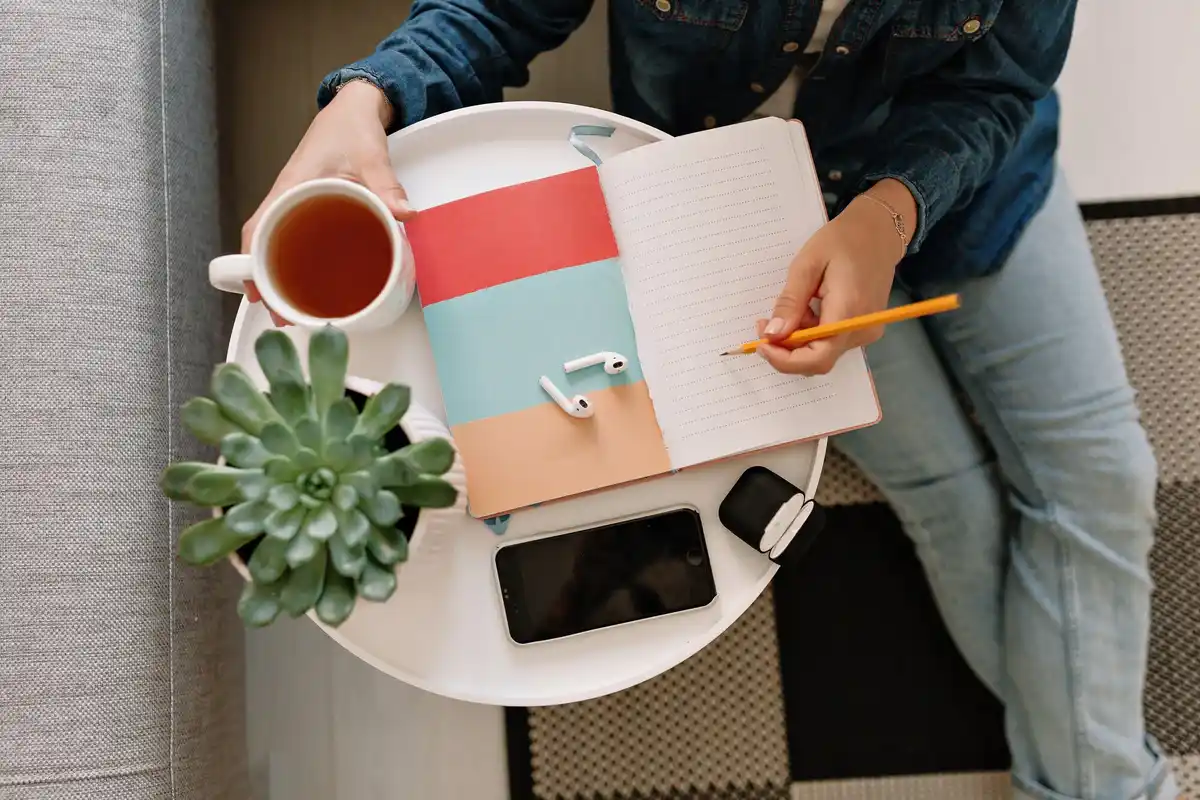 tidy and organized home checklist