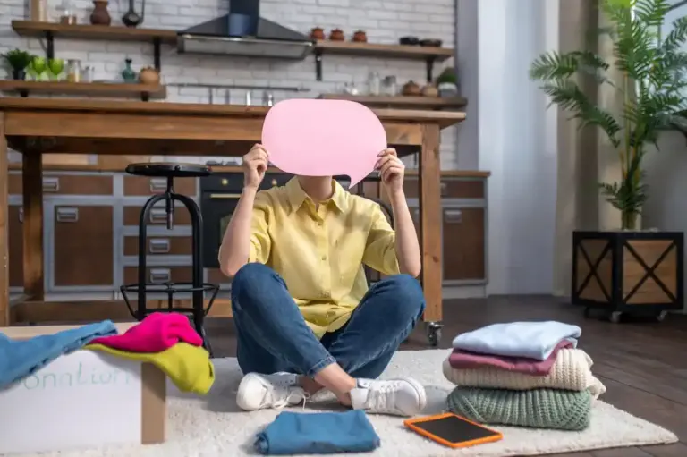 stress-free home decluttering Dutch apartment