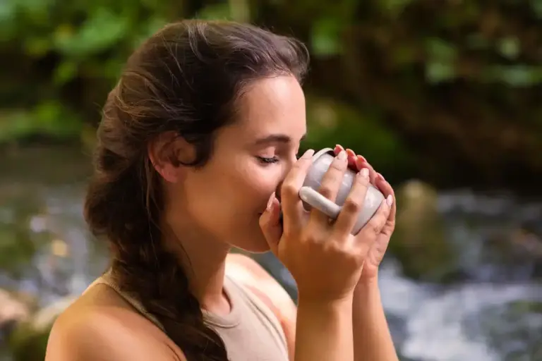 drinking water healthy skin mood improvement