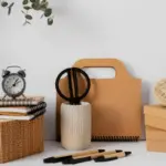 minimalist sustainable living home clutter
