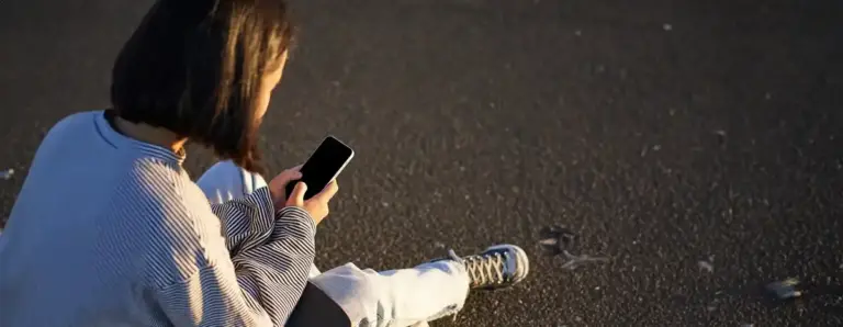smartphone battery charging habits