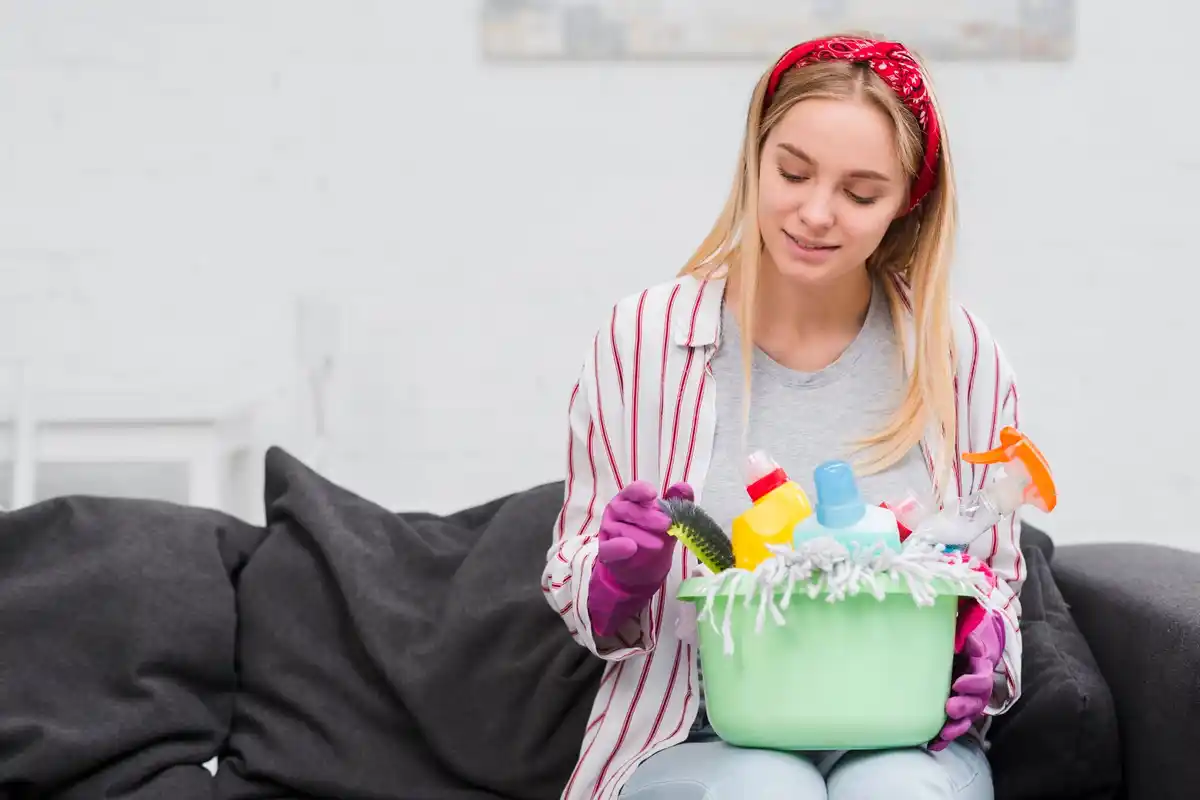 easy household cleaning tips Netherlands