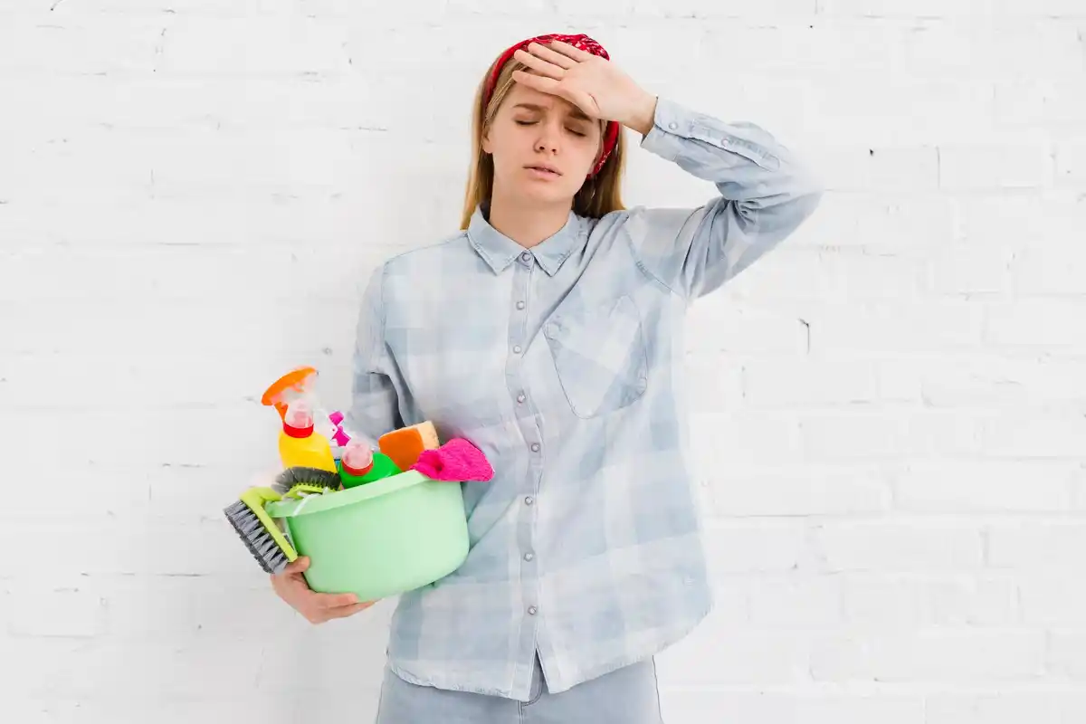 clean home hacks Dutch lifestyle