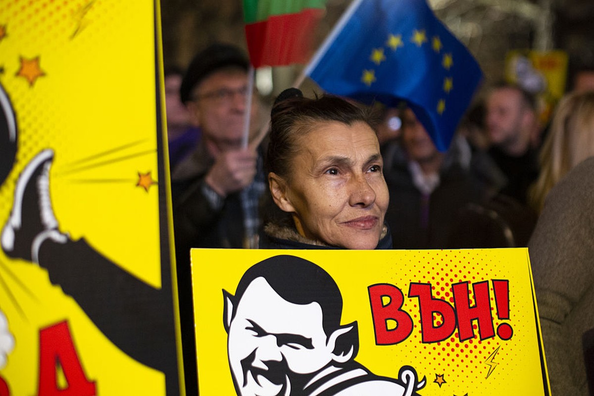 Bulgarije bereidt zich voor op toetreding tot de eurozone te midden van politieke onrust