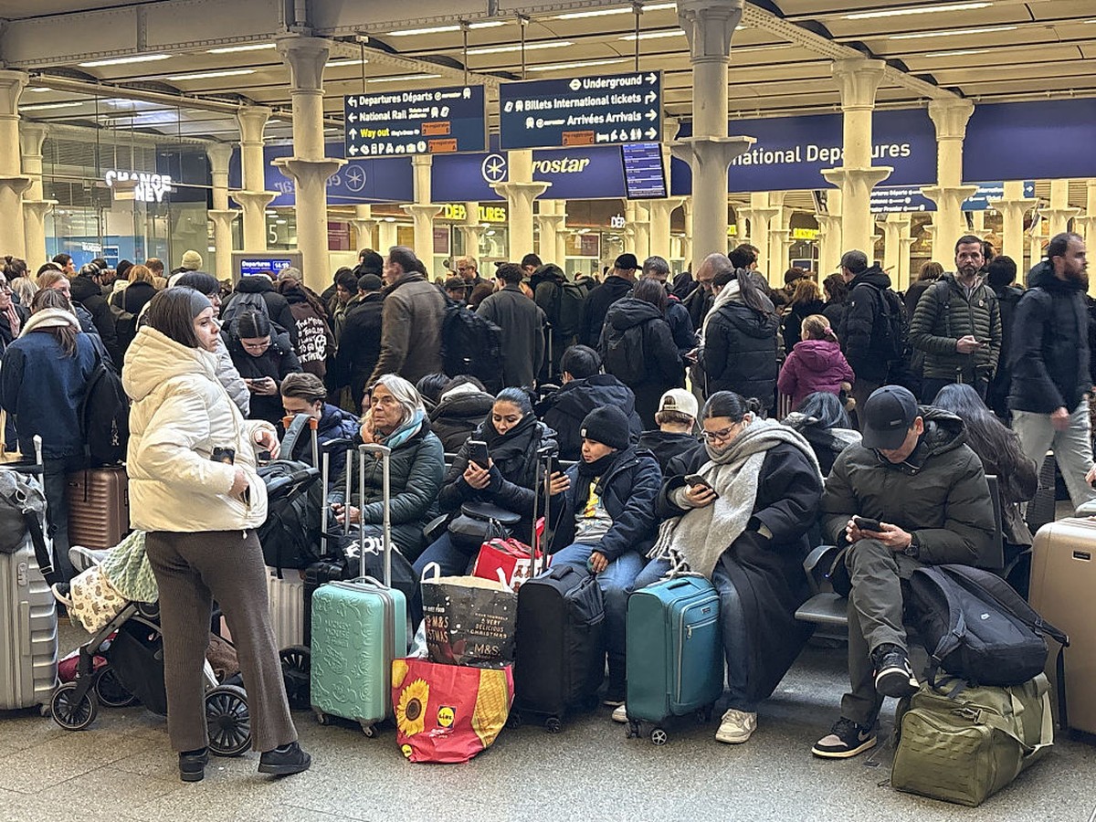 Eurostar hervat volledige dienst na stroomstoring die reisverstoringen veroorzaakte