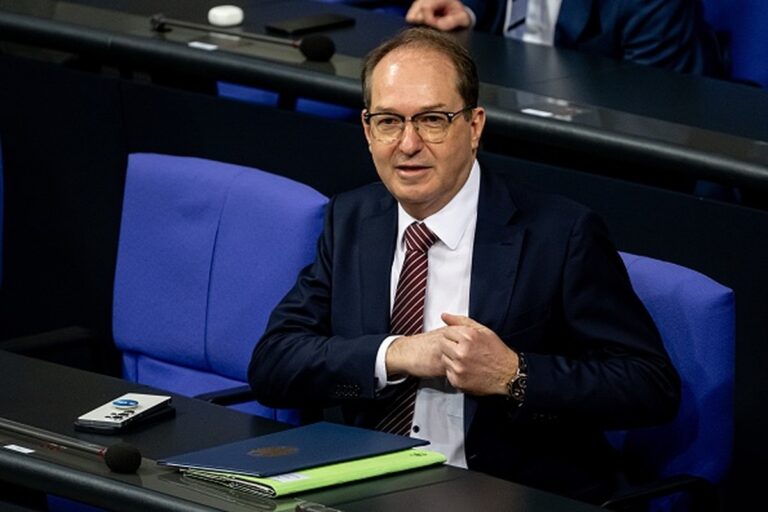 Germany zet voor het eerst sinds 2011 een Syriër terug naar Syrië