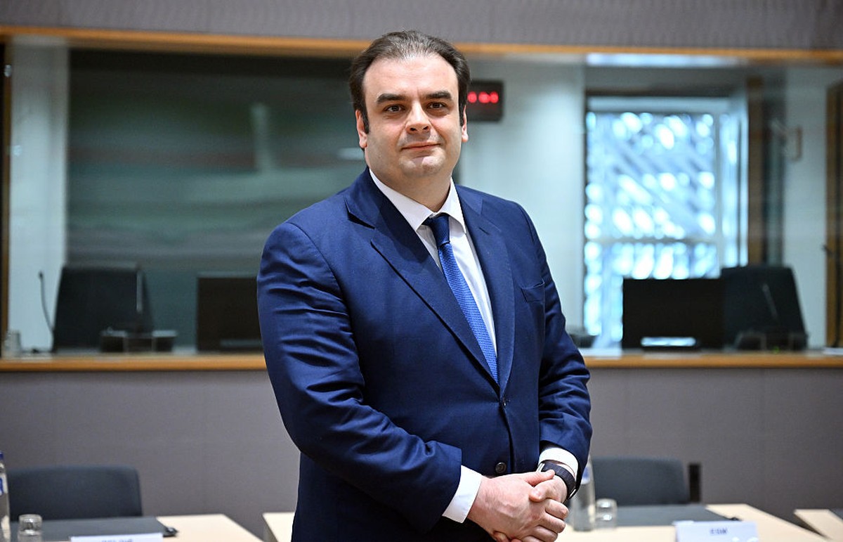 Pierrakakis wint de presidentschap van de Eurogroep en hertekent de invloed van Athene