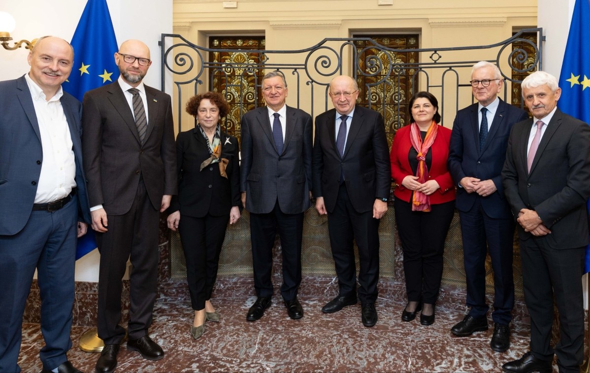 Revelatie: De Raad van Ouderen van Kubilius Schept een Geheime Adviesgroep voor de Toekomst van het Europese Verdedigingsbeleid