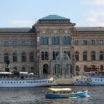 Swedische activisten vrijgelaten na beschildering Monet-schilderij