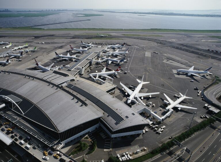 Europa en de Verenigde Staten werken aan een controversieel Visa-akkoord met uitgebreide gegevensdeling