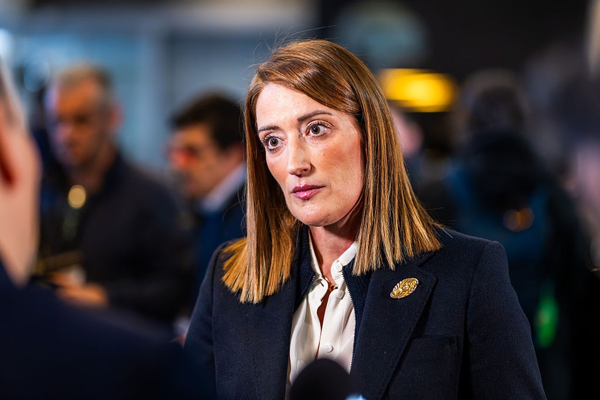 Europees Parlement verbiedt Iraanse diplomaten toegang tot zijn gebouwen te midden van lumeaanschendingen en nieuwe sancties