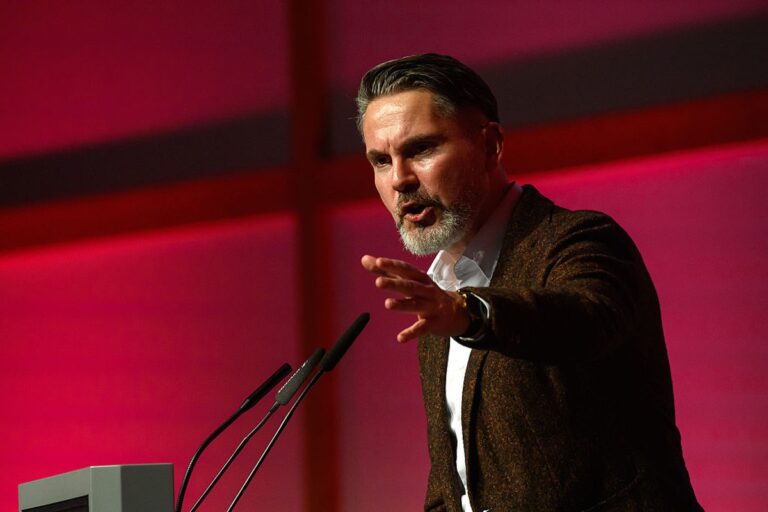 Rechtszaak tegen Ursula von der Leyen over contacten met de defensie-industrie