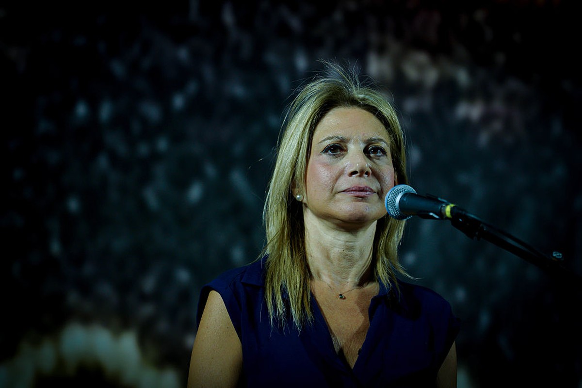 Van treinongeluk tot politiek: Moeder van Grieks slachtoffer plant nieuwe partij